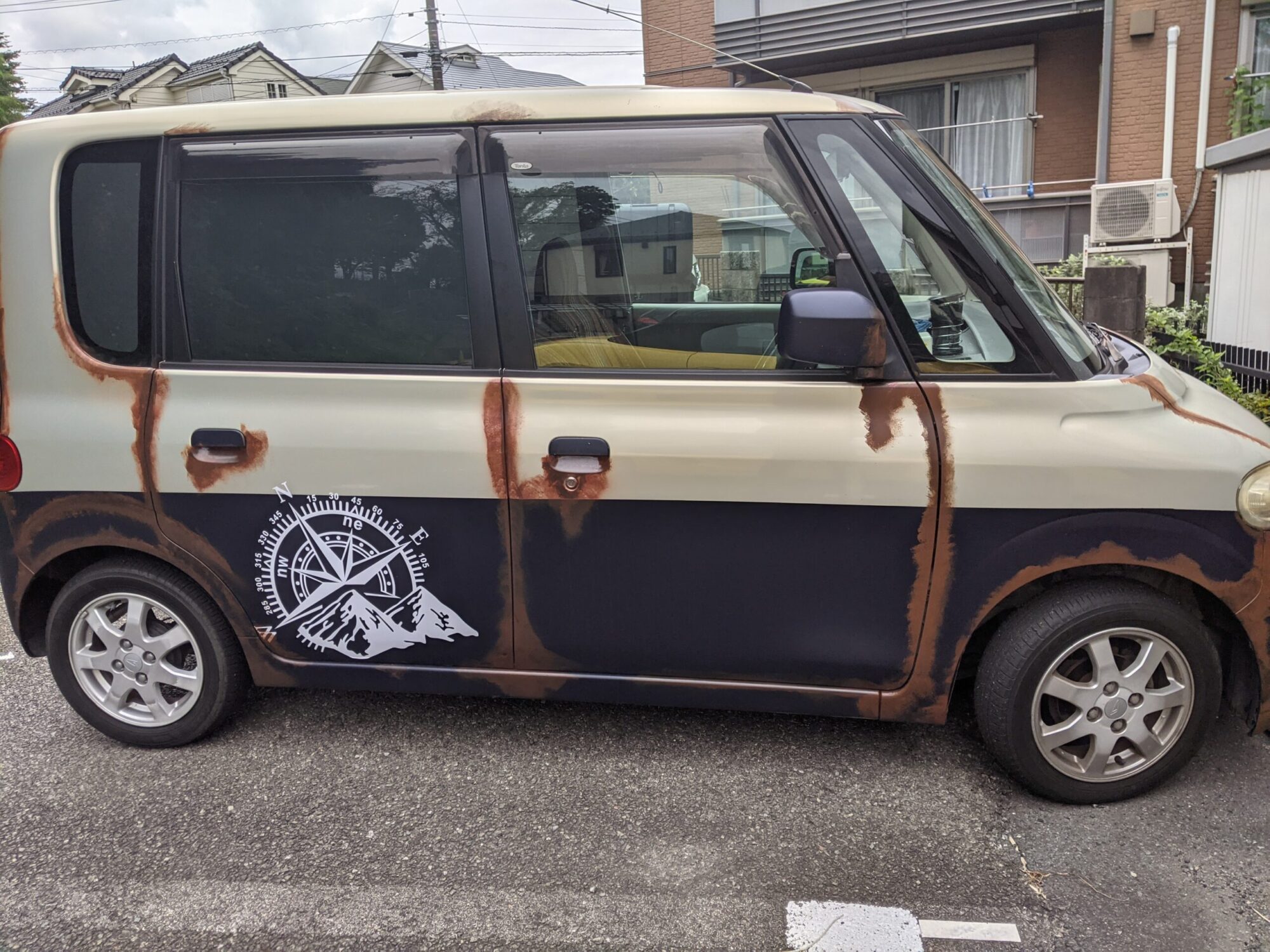 エイジング塗装で個性的すぎる車を アレコレブログ